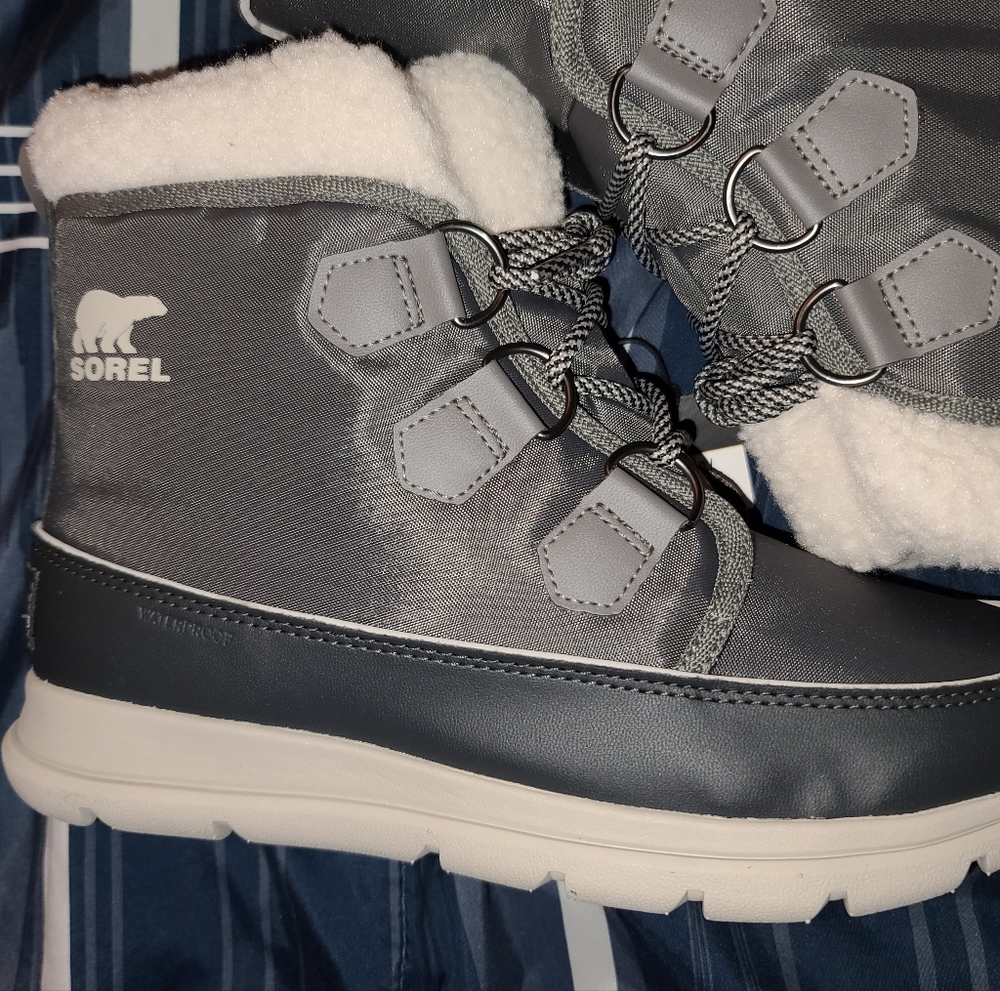Sorel Boots - Picture 4 of 14